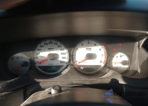 2005 Dodge Neon Sxt z USA, uszkodzony, nr VIN 1B3ES56CX5D234923